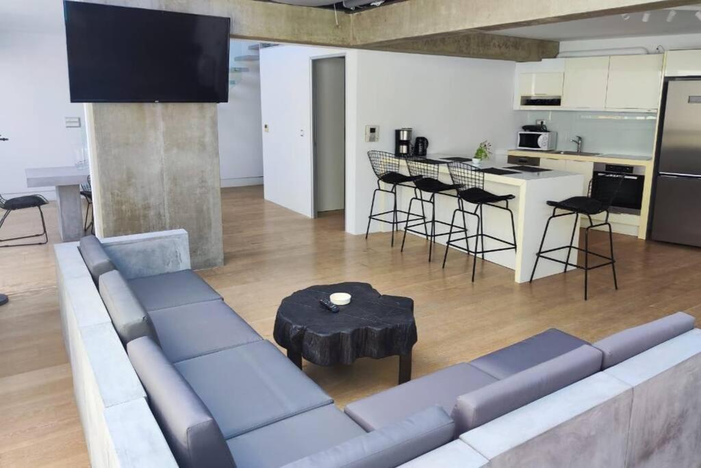 Ferienwohnung Gazi Pool House Athen Exterior foto